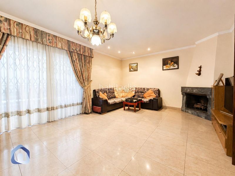 Foto 70ec7172-c7d9-464e-85f8-36c7d34e9971. Casa adossada amb aparcament a Can Pantiquet Mollet del Vallès