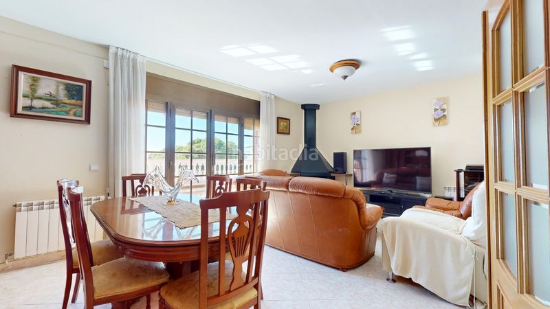 Foto 48f4ceea-e28b-48eb-8ad7-3d0598918b11. Casa amb xemeneia calefacció aparcament a Lliçà d´Amunt