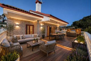 Casa a Lli�� d�Amunt. Casa a 4 vientos con terreno ideal 2 familias en lli�� damunt