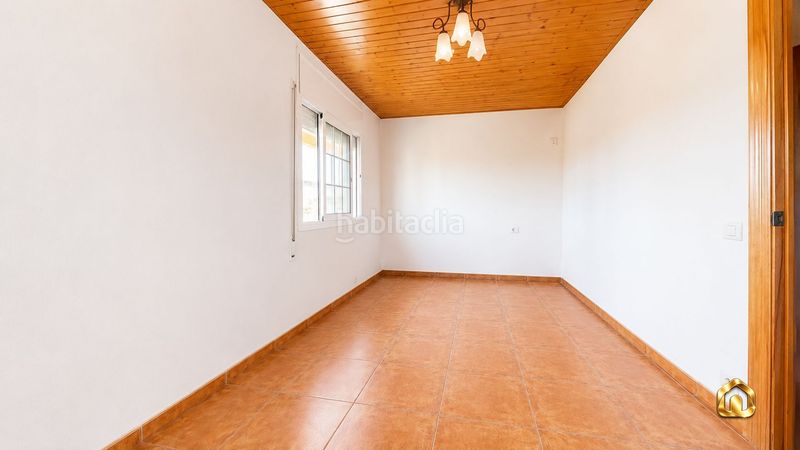 Foto f173044a-2dab-4f77-95ae-d4f0c6e44e4d. Casa amb xemeneia aparcament piscina a Lliçà de Vall