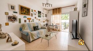 Flat in Barri de Lourdes-Gallecs. Teva immobiliaria presenta en exclusiva esta fantástica vivienda