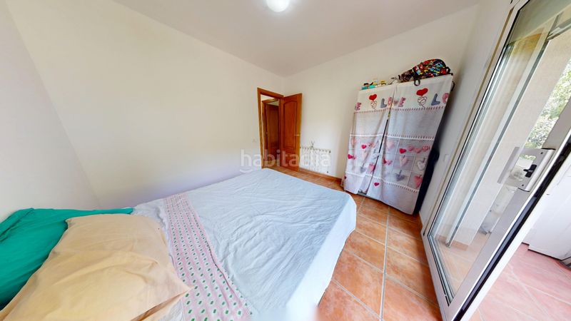 Foto f1a95c64-8eea-4c60-b365-0241c21d546d. Xalet amb xemeneia calefacció aparcament a Lliçà d´Amunt