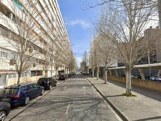 Pis  Carrer de llevant. Piso ocupado en sant adrià de besòs – 75.000 €