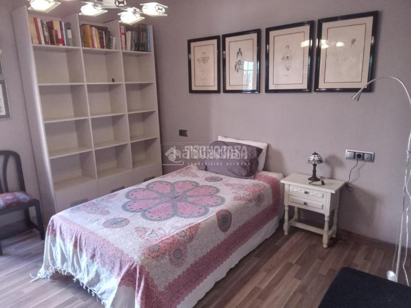 Foto 47fee9db-df1b-426e-9be6-5d3c393cad3b. Piso  en venta en Pajaritos Granada