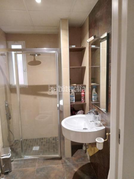 Foto bc126cbb-81c6-4ad8-b7dd-6042f9c3d480. Piso  en venta en Pajaritos Granada