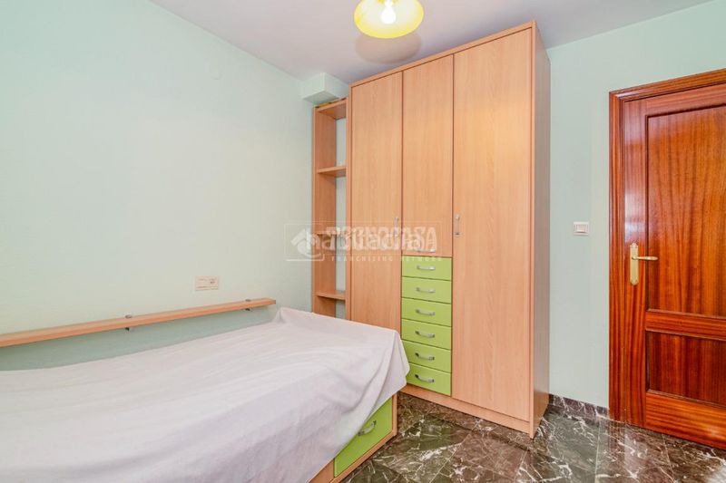 Foto 0c7e81e5-48b6-4b1e-a35a-65772149c597. Pis amb calefacció aparcament a Angustias - Chana - Encina Granada