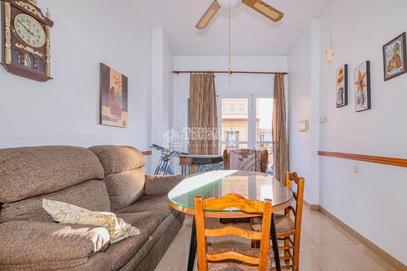 Foto 25c563ee-abb7-4c48-a03c-3846e845cf32. Maison jumelée avec chauffage parking dans Cerrillo de Maracena - Periodistas Granada