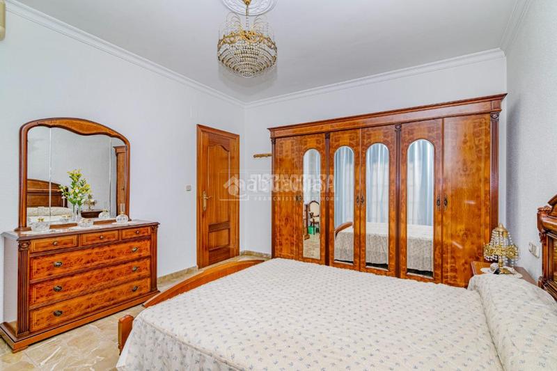 Foto b10ce196-23b6-4b61-b171-2e74a58a21fd. Maison jumelée avec chauffage parking dans Cerrillo de Maracena - Periodistas Granada