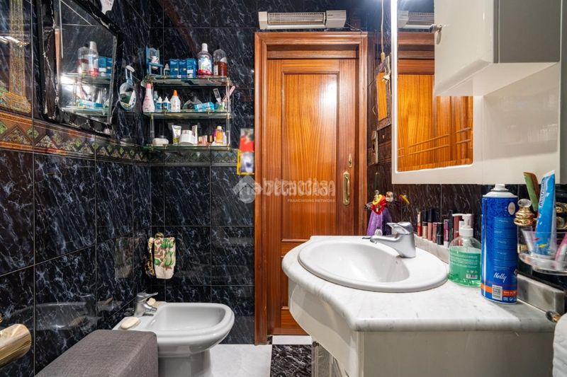 Foto dfec9fa8-3458-47a0-b3d6-3a4d785733e2. Pis amb calefacció a Angustias - Chana - Encina Granada