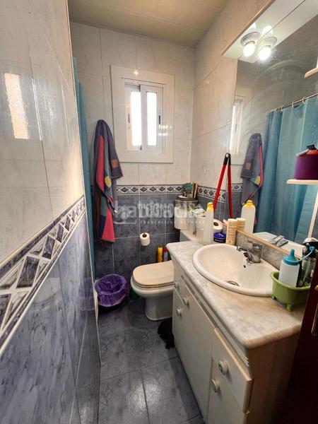 Foto a63e9cc1-0132-41c7-845c-243af553e8a9. Piso  en venta en Prosperitat Barcelona