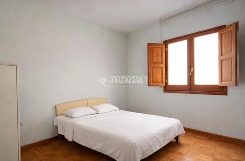 Foto dc56f646-c78d-4dac-92b4-852643173156. Pis a Prosperitat Barcelona