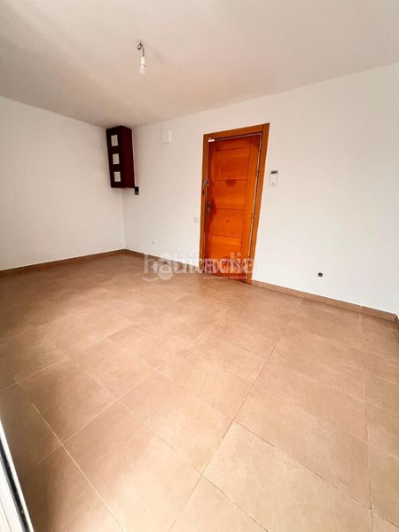 Foto 60eeaa13-8f23-4269-aadd-35bfda2e7be0. Piso  en venta en Prosperitat Barcelona