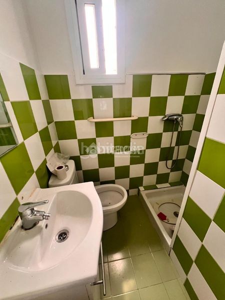 Foto 8b72f853-f86c-4a92-bf2b-dd60d17f0361. Piso  en venta en Prosperitat Barcelona