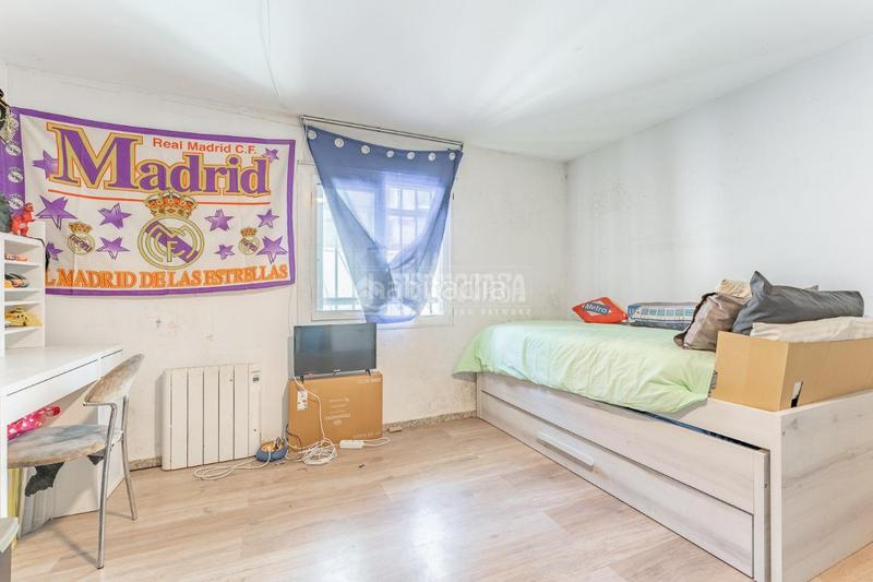 Foto a34d7c4c-896b-4a60-9288-8e3cd6e2bed9. Piso  en venta en Tres Olivos-Valverde Madrid