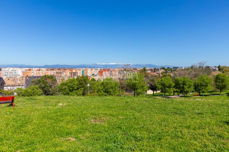 Foto d14b55f6-6725-4b78-8999-ad387ce9d5b4. Piso  en venta en Tres Olivos-Valverde Madrid