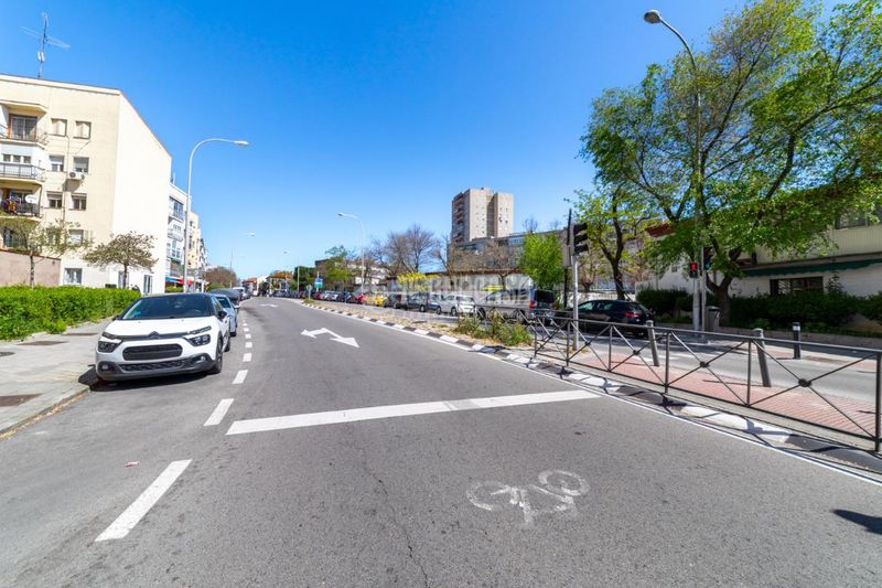 Foto 007dae21-ba67-4d1a-ba7c-4a3944c4f9e5. Piso  en venta en Tres Olivos-Valverde Madrid