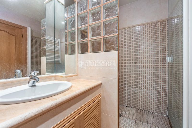 Foto 1917f5dd-a6f2-48a0-95f1-d0655bc6b60b. Piso  en venta en Tres Olivos-Valverde Madrid
