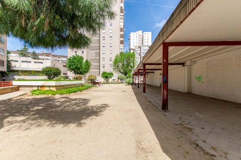 Foto e1824b8f-4f14-4ba7-8fdc-03bcf2250f17. Piso  en venta en Tres Olivos-Valverde Madrid