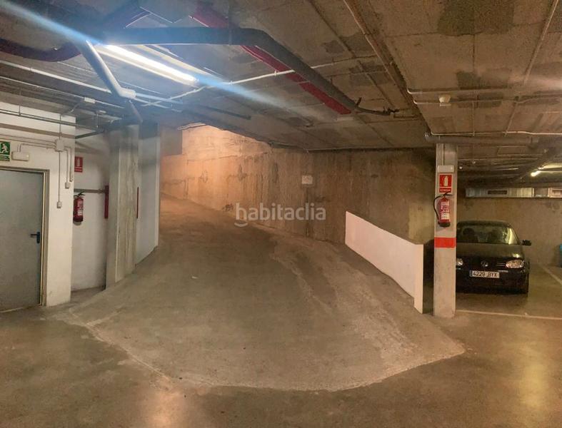 Foto d7bb4747-46ea-4684-99ee-26df06df5909. Parking coche en Font de la Guatlla Barcelona