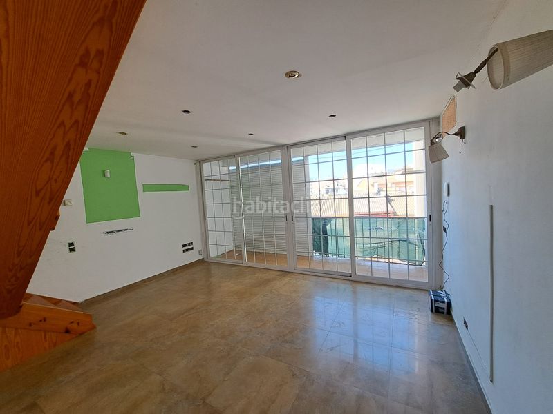 Foto 22b2bec7-5d2d-475f-8464-e984311c3e78. Dúplex amb calefacció a Molins de Rei