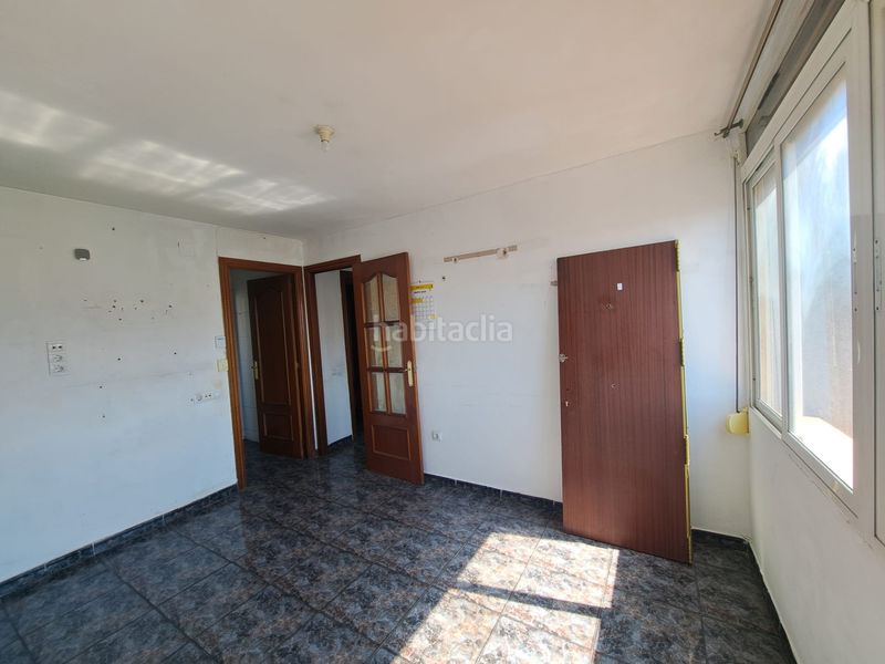 Foto f5f4bb3c-8992-4b69-90da-89202868d3cc. Pis a Sant Ildefons Cornellà de Llobregat