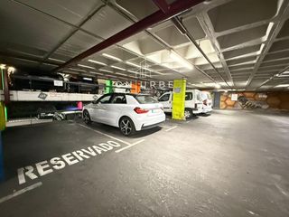 Posto auto  Calle de villarroel. Onurbe grup i parking en venta en sant antoni