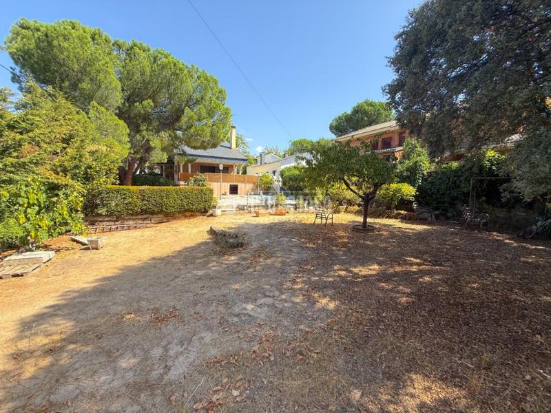 Foto df1f2fbe-ed09-49a7-baed-9a7d20ac2021. Wohngrundstück in Dehesa-El Soto Collado Villalba