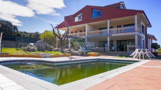 Casa aparellada a Fontenebro-Altavista. Casa en venta en collado villalba