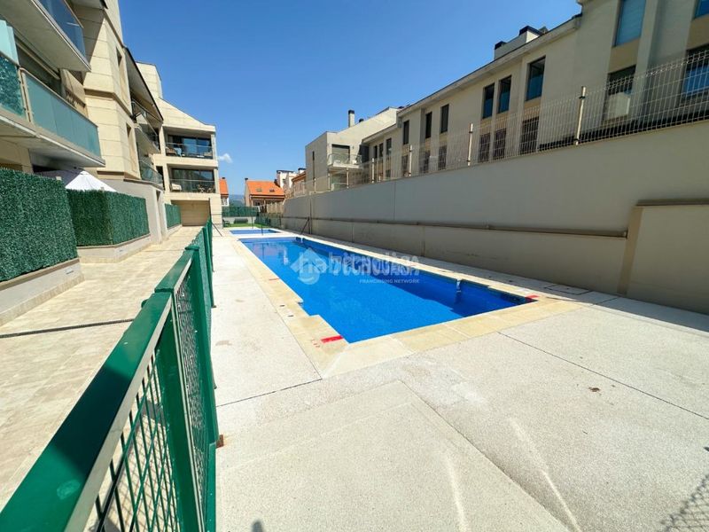 Foto bebb1881-e5cc-40c5-b8c1-43cbaf47c497. Pis amb calefacció aparcament piscina a Villalba Pueblo Collado Villalba