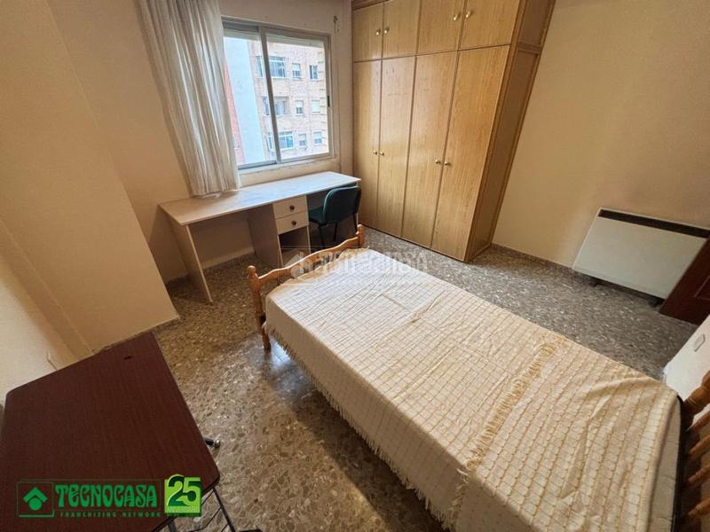 Foto 13c5c4e2-4267-418c-ba7f-ec20bd21f023. Piso  en venta en Plaza de Toros Ciudad Real