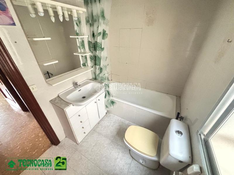 Foto d8ffd74b-fbdc-43e1-8572-6a702cf27f75. Piso  en venta en Plaza de Toros Ciudad Real