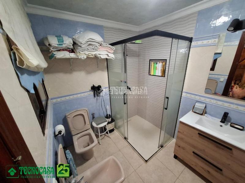 Foto 6af94e89-2f52-4fe8-89f6-52a861a537f7. Casa aparellada a Santa María - Pío XII Ciudad Real