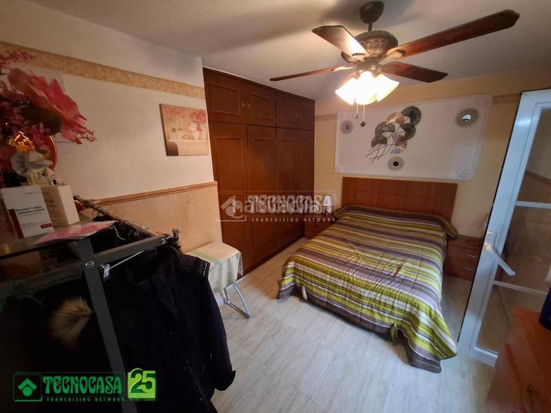 Foto a73a5cc1-09a9-477b-aee2-99900f79f77c. Casa aparellada a Santa María - Pío XII Ciudad Real