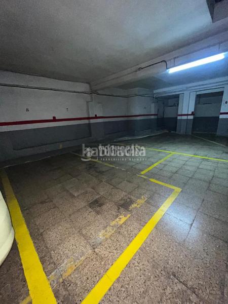 Foto 7bdc0596-f7b3-4f3b-bf73-6416699abee6. Aparcament cotxe a La Creu del Grau Valencia