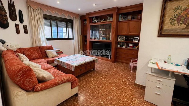 Foto 450906dc-9555-40df-9f6b-5daa88c949ba. Pis amb aparcament a El Grau Valencia