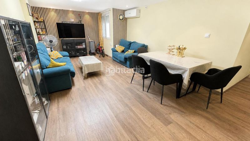Foto 219d80a8-2438-45ec-8951-d397f121f750. Piso  en venta en La Creu del Grau Valencia