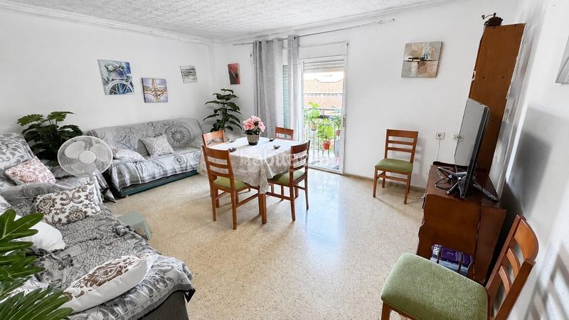 Foto e274b659-2a28-4ae6-b530-d79784a8f5ee. Piso  en venta en L´Illa Perduda Valencia
