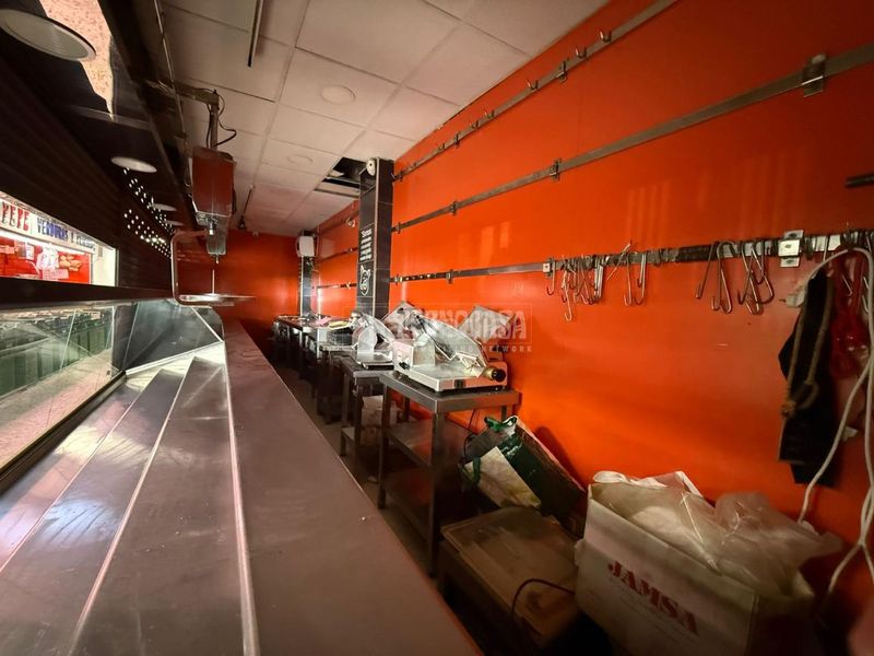 Foto 91dfaaa8-e5d7-41bd-a0ca-58fd8f688bd6. Local comercial a Pinar del Rey Madrid