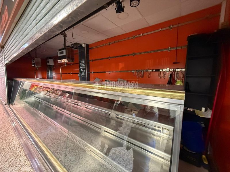 Foto 9f9b975d-39fb-442a-b5f0-b99c0b9e88ec. Local comercial a Pinar del Rey Madrid