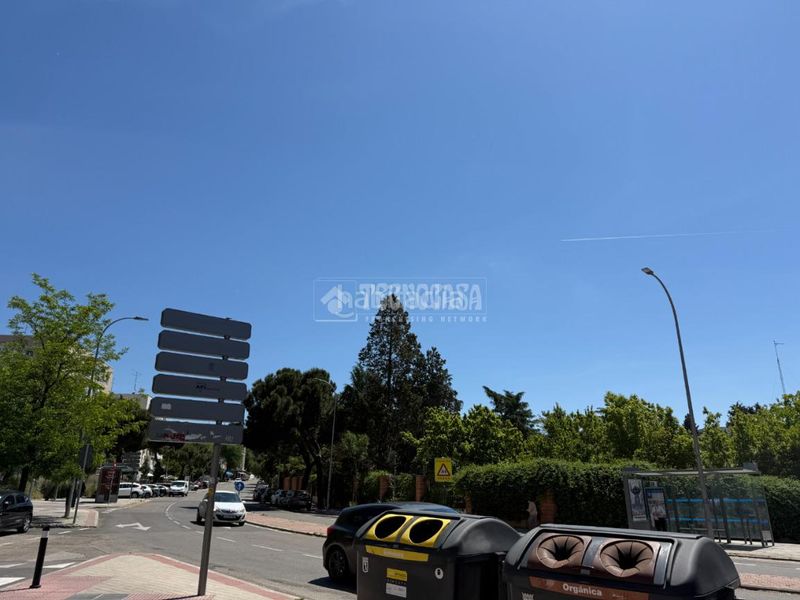 Foto a5ff4785-28db-4c09-90e4-61573733dfa4. Local comercial a Pinar del Rey Madrid