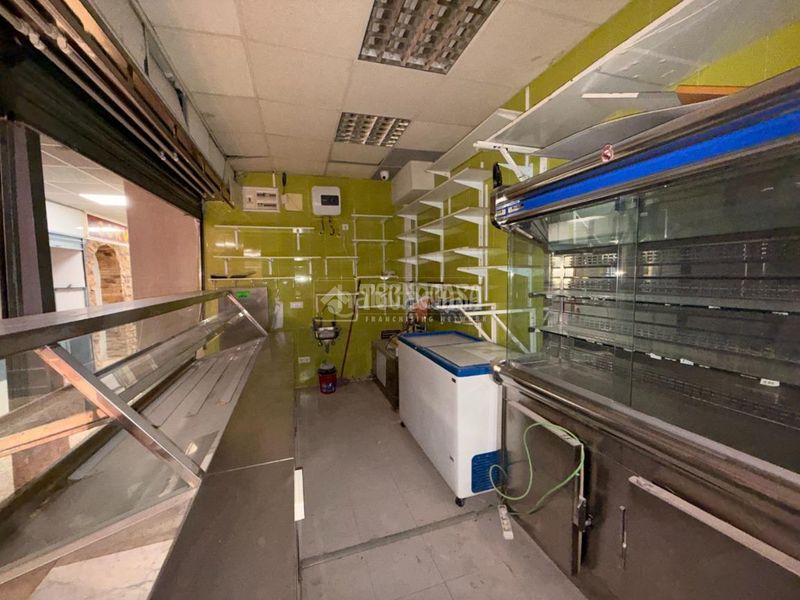 Foto 1d62f08c-d740-4f4a-9c34-b427b9f18723. Local comercial a Pinar del Rey Madrid