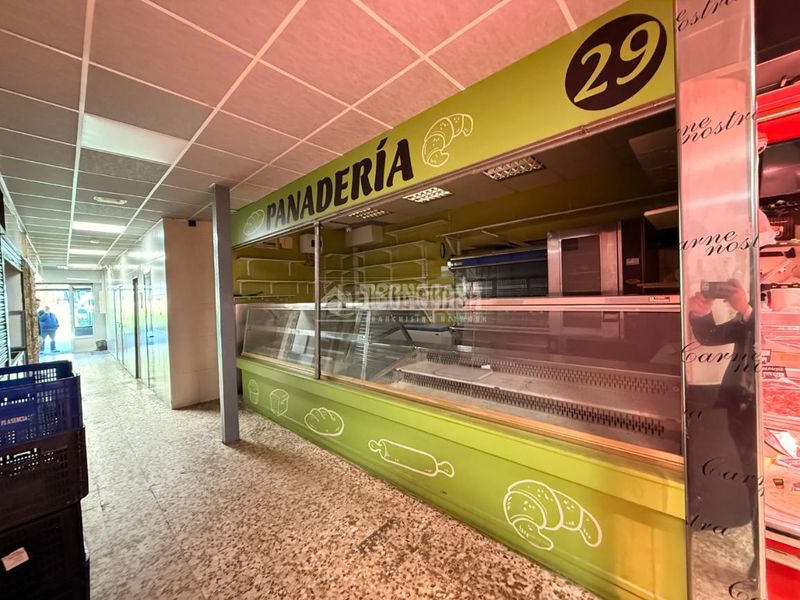 Foto bd256056-262b-41ac-8360-4db6a3a93b74. Local comercial a Pinar del Rey Madrid