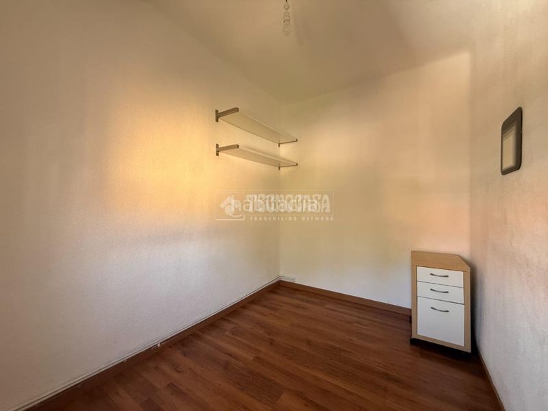 Foto 9b0b47cb-33ef-4a50-b5ee-3146ee602be7. Pis amb calefacció a Pinar del Rey Madrid