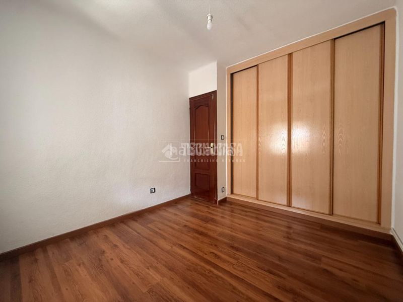 Foto add04c91-070b-4e5e-bb9a-4981efb52b26. Pis amb calefacció a Pinar del Rey Madrid