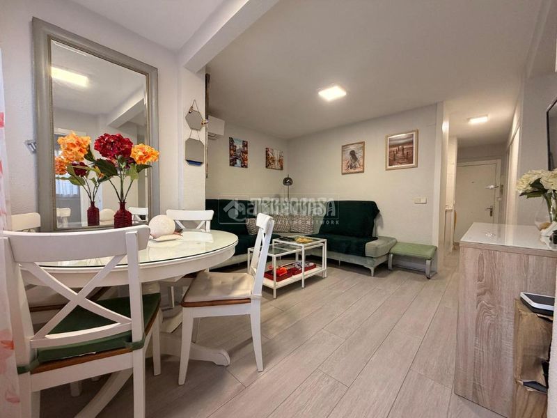 Foto f74e2669-c1c8-4b82-adc1-d2eee5f1a840. Piso  en venta en Pinar del Rey Madrid