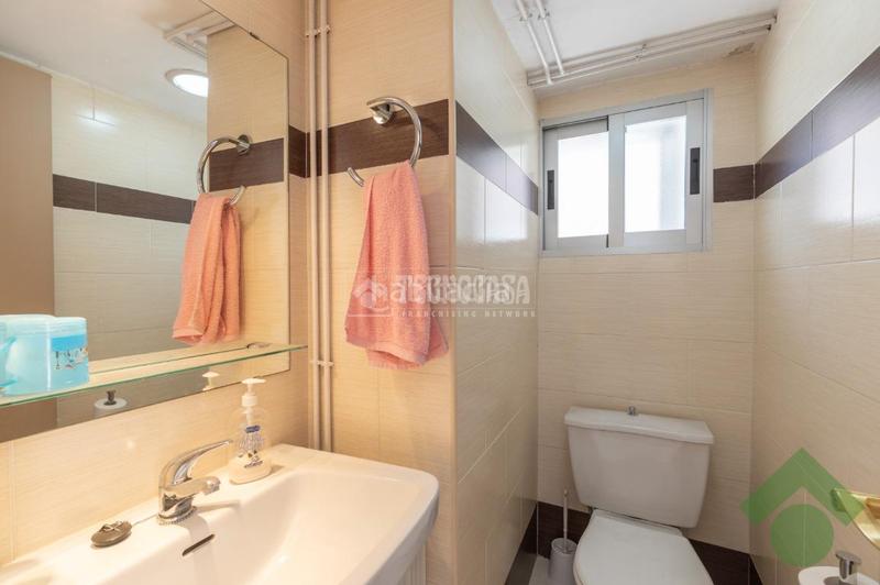 Foto 4a2b22b2-ef6a-4179-b55e-43e616f11258. Casa  en venta en Barrio de Zaidín Granada