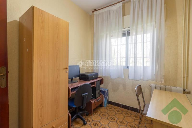 Foto a669fc49-4e15-41bb-81d6-3711b19e3648. Casa  en venta en Barrio de Zaidín Granada