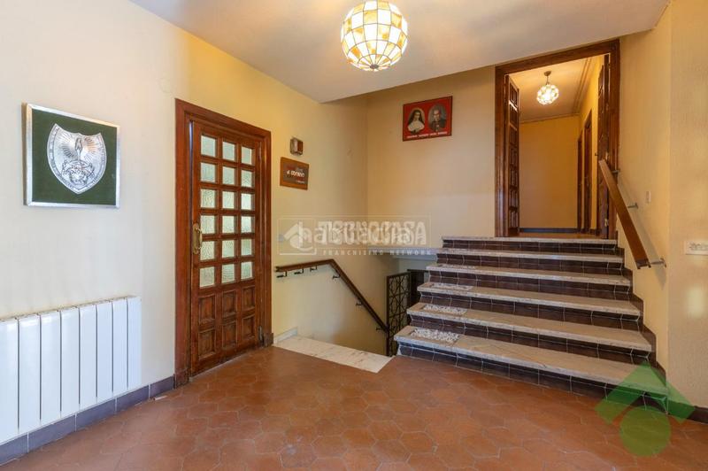 Foto bc963f6f-466f-404e-8600-3a3ecefa68a9. Casa  en venta en Barrio de Zaidín Granada
