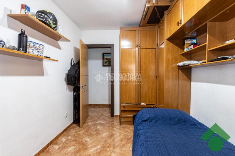 Foto 87ecdc7a-9c7d-4a68-b11f-f277cfe96936. Piso  en venta en Barrio de Zaidín Granada