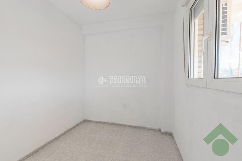 Foto dc8a6a19-fc48-437b-849a-bffed9cddf04. Appartamento in Barrio de Zaidín Granada